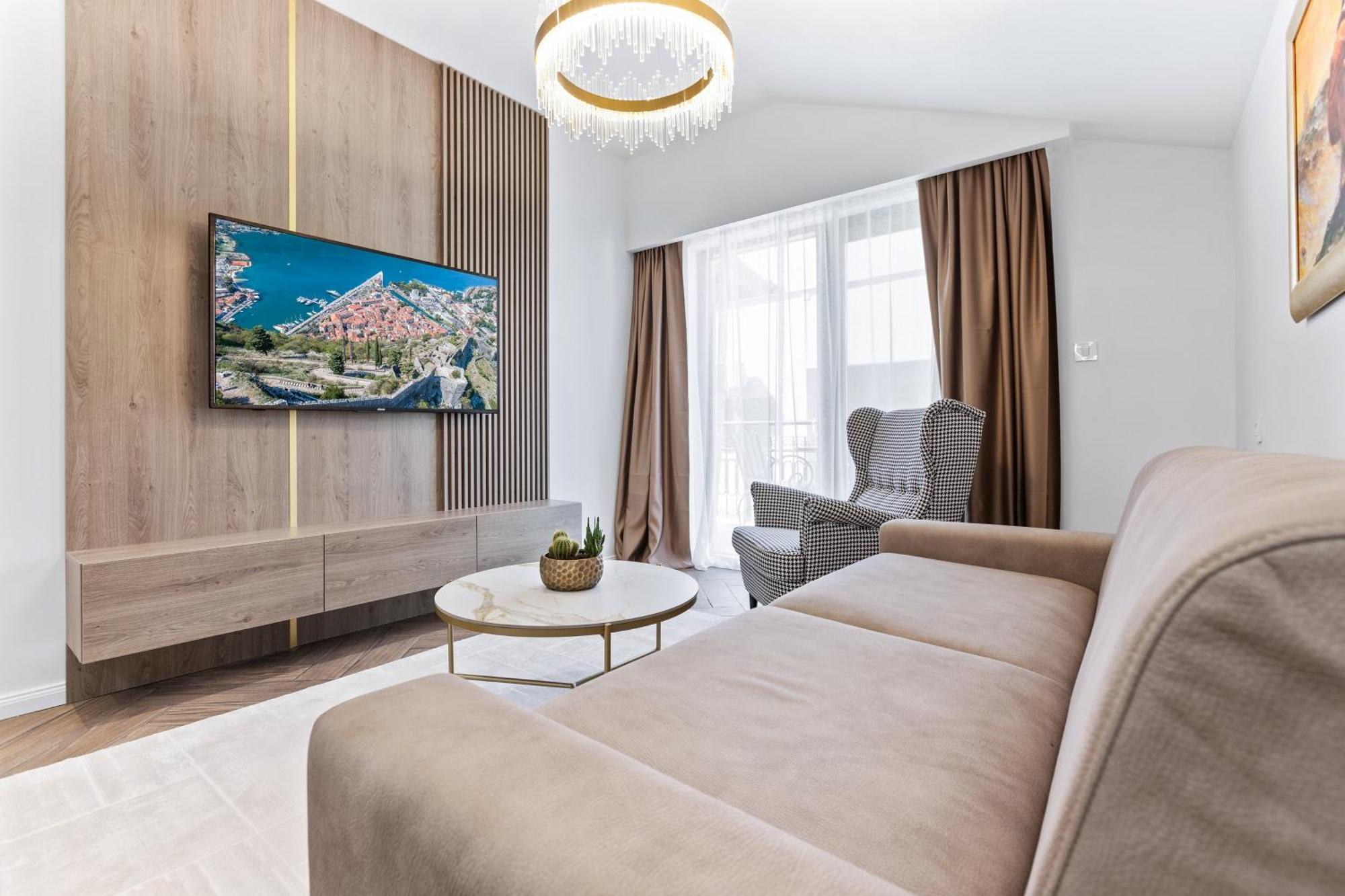 Dekaderon Lux Apartments Kotor Exterior foto